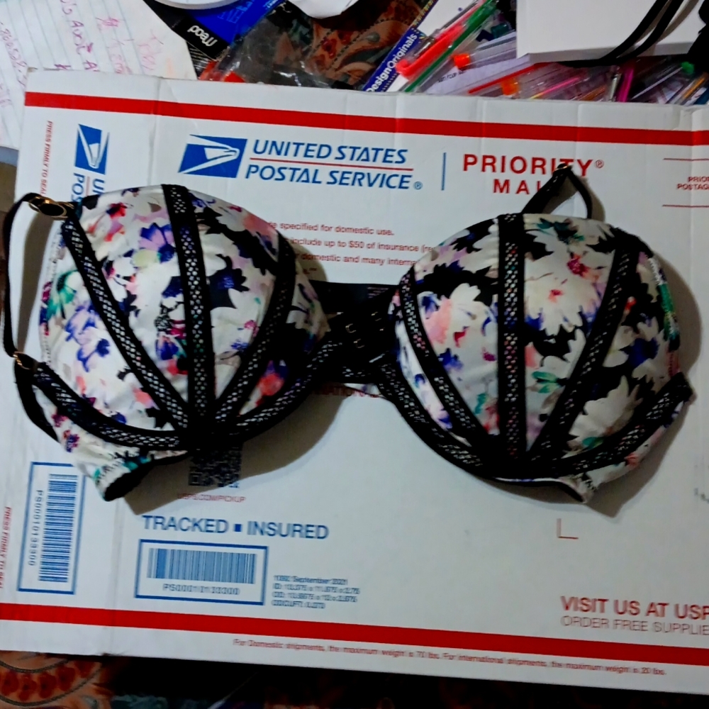 Victoria secret bra